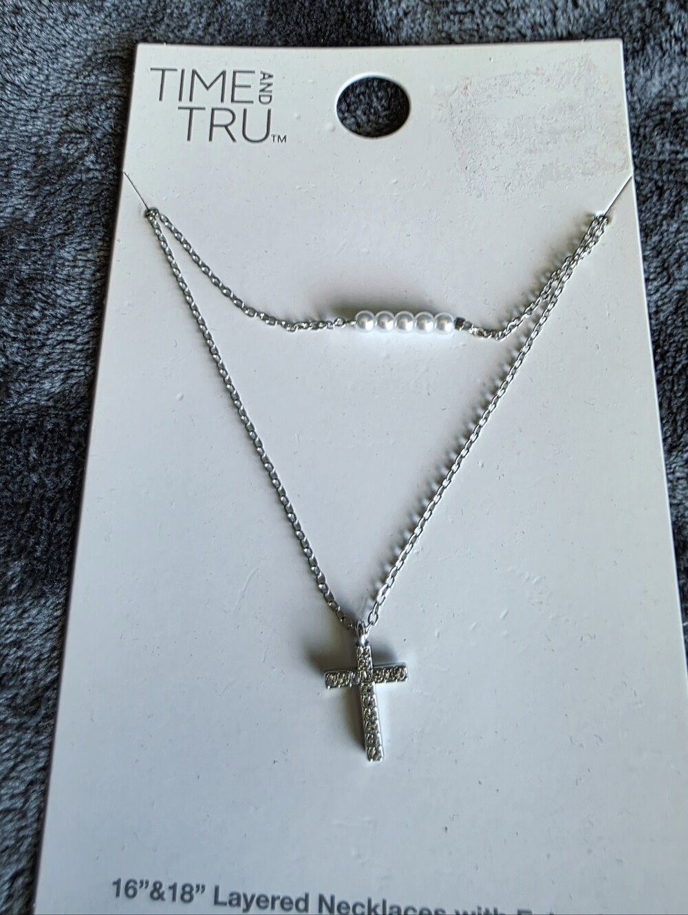 New women Time And Tru Layered Silver Tone Necklaces 16" & 18" cross with pearls